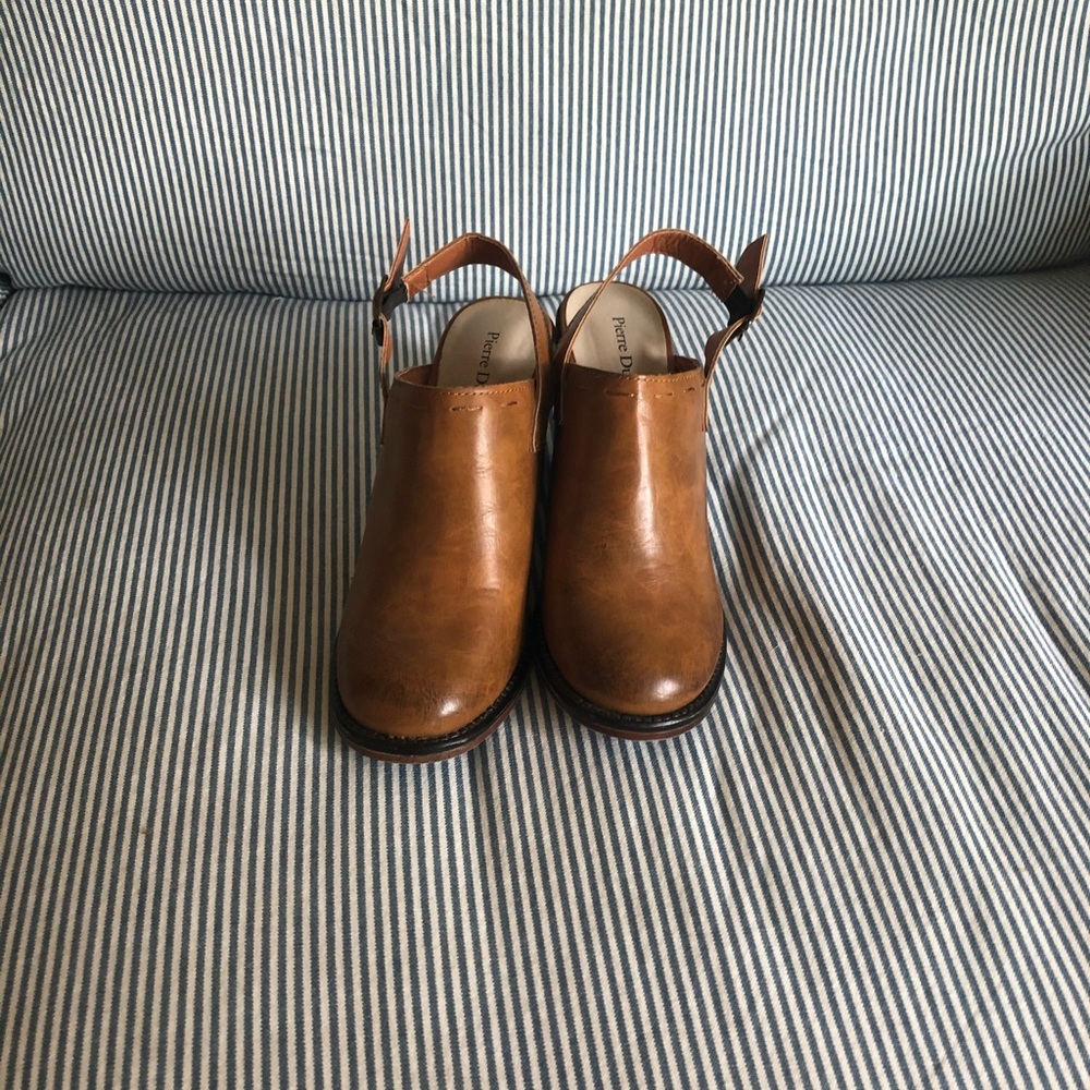 Pierre Dumas brown sling back clog size 9